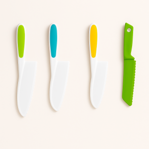 Kniv i BPA-fri Plast med Takket Klinge til Børn - Grøn, Blå, Gul