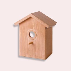 Udendørs fuglekasse i træ, naturlig dekorativ til haven, lys nuance
