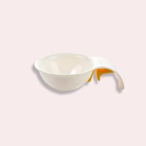 Æggeskiller i hvid og orange plast - Moderne design, perfekt til køkkenbrug